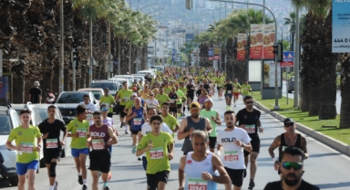 Karşıyaka, Anneler Günü’nde Zübeyde Hanım’a koşuyor
