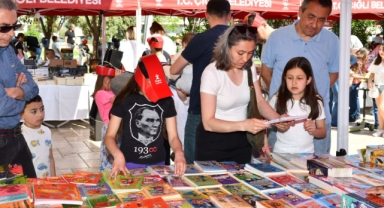 Kitapların Büyülü Dünyasına Yolculuk Çiğli’de Sürüyor