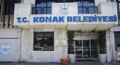 Konak Belediyesi’nde iki isimden sürpriz istifa!