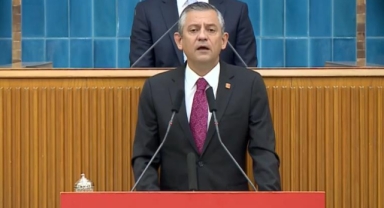 Özel'den Erdoğan'a: Cunta başkanı olarak siyaseti noktalıyorsun