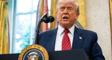 Trump'tan tüm dünyada ilaç fiyatlarını sarsacak kararname