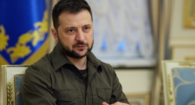 Ukrayna Liderinden barış için üçlü zirve önerisi