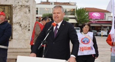 Urla’da işçiye çifte bayram... 305 işçiye alacak ödemesi yapıldı