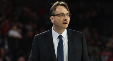 Aliağa Petkimspor’un başantrenörü Özhan Çıvgın oldu