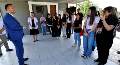 Başkan Eşki öğrencilere Kıbrıs'ı anlattı