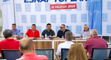 Başkan Ömer Günel: Kadınlar Denizi esnafının birikmiş sorunlarının çoğunu çözüme kavuşturduk