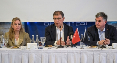 Başkan Tugay’dan “turizm konseyi” önerisi
