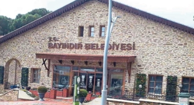 Bayındır Belediyesi'nde 'bankamatik memuru' iddiası