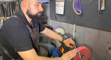 Bıçak bileme ustaları Kurban Bayramı mesaisinde