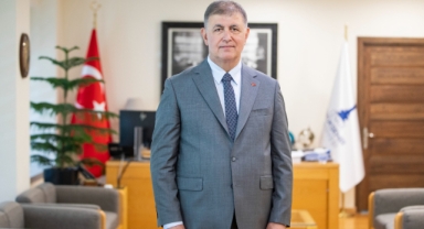 Gözler kurultay davasında… Başkan Tugay’dan dikkat çeken mesaj