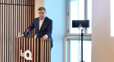 İzmir’de geri dönüşüm bilinci için Başkan Tugay’dan örnek davranış