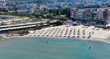 Kuşadası'nda plajlar turizm sezonuna hazır!