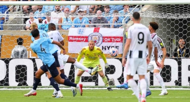 Manchester City, Juventus’u 5-2 yendi ve lider olarak gruptan çıktı