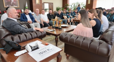 Menemen'e Türkiye Şampiyonluğu gururu!
