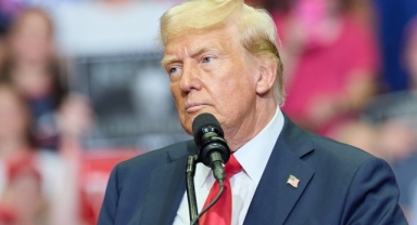 Trump’tan ABD ordusuna övgü... Protestoculara gözdağı!