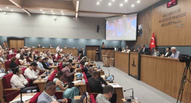Tugay ‘artıştan haberim yoktu’ dedi… CHP’nin bilgisi dahilinde olan bir şey değil!