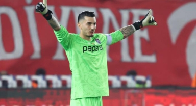 Uğurcan Çakır’dan transfer iddialarına şampiyonluk kupalı yanıt!