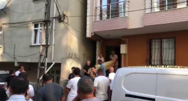 Aile faciası: Anne ve babasını bıçaklayarak öldürdü!