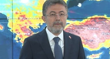 Bakan Yumaklı: 4 ilimizdeki 5 yangın kontrol altına alındı
