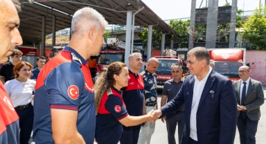 Başkan Tugay’dan ateş savaşçılarına teşekkür ziyareti