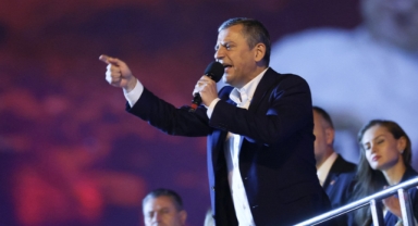 CHP'de 81 il başkanlığı harekete geçiyor! Özel'den 'Yeliz' talimatı