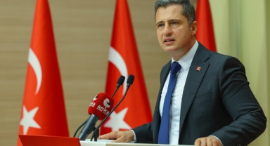CHP Sözcüsü Deniz Yücel'den Sert Çıkış: Milletin İradesi Yargı Eliyle Gasp Ediliyor