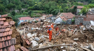 Çin’de heyelan: 4 ölü, 8 kayıp