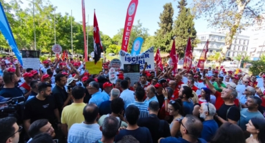 İşten çıkarılan işçilerden meclis öncesi eylem!