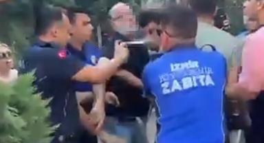 İzmir'de zabıtadan seyyar satıcıya sert müdahale