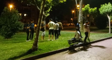 Karısının gözleri önünde bıçaklanarak öldürüldü!