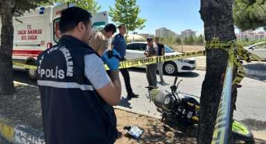 Motosiklet ile hafif ticari araç çarpıştı: 1 ölü