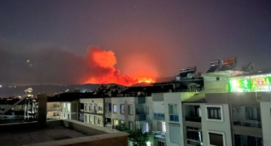 Ödemiş’te alevler evlere yaklaştı: Bazı mahalleler tahliye edildi!
