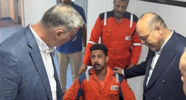 Süveyş Körfezi'nde sondaj gemisi battı: 4 ölü, 3 kayıp