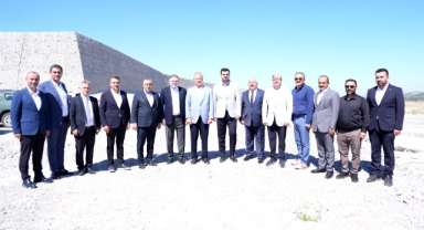 AK Partili İnan'dan Dikili'de mesajlar: Proje 4 bin İzmirli’ye istihdam kapısı olacak