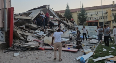 Bakan Kurum, Sındırgı depremine ilişkin hasar tespit verilerini açıkladı