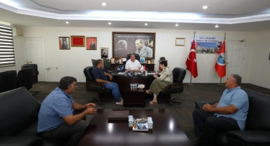 Başkan Çiçek, Muhtarlar Derneği’ni Ağırladı