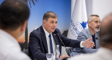 Başkan Tugay'dan sağlıklı gıdaya erişim için iş birliği mesajı!