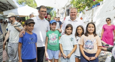 Başkan Tugay, Oyuk Festivali'nde yurttaşlarla buluştu