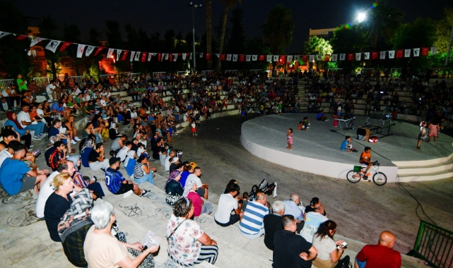 Bornova’da yaz akşamlarına sinema keyfi