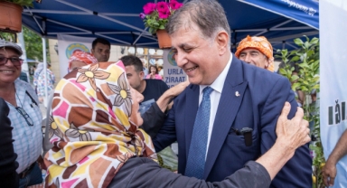 Büyükşehir'den emekliye destek sürüyor!