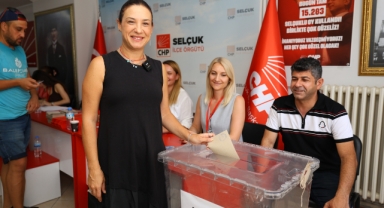 CHP Efes Selçuk İlçe Örgütü’nde Delege Seçimi Tamamlandı