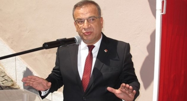 CHP Konak’ta kongre öncesi şok açıklama: Şakir Başak adaylıktan çekildi!