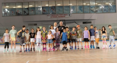 İzmir’de tekerlekli paten kursuna ilgi yoğun