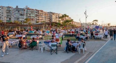 Karantina Meydanı’nda renkli kermes