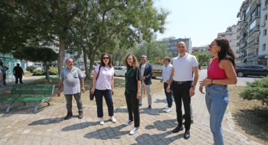 Karşıyaka’da parklara yoğun bakım