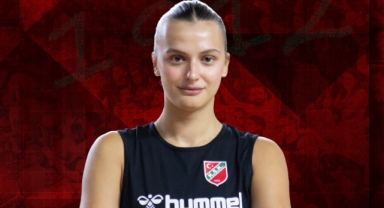 Karşıyaka Voleybol’dan orta oyuncu takviyesi