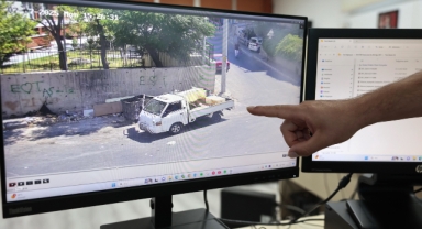 Konak'ta kaçak döküme kameralı denetim