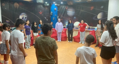 Minik kaşifler Bornova’da bilimin izinde