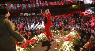 Sengel'den Çerçioğlu'na zeybekli gönderme!
