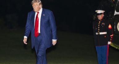 Trump: İsrail'in saldırılarını soykırım olarak görmüyorum